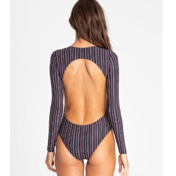 🔥🔥BILLABONG - MELLOW ONE PIECE BODYSUIT🔥🔥 - Picture 5 of 7